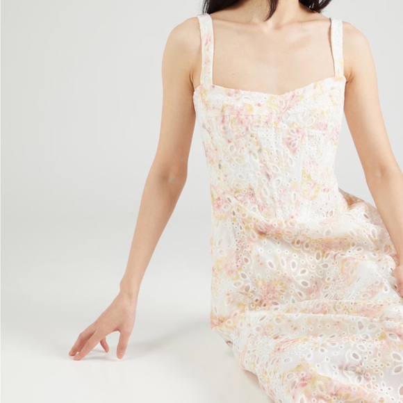 Revolve Bardot lilah midi dress - Picture 4 of 6